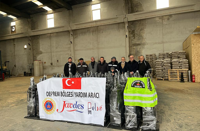 Deprem bölgesine su sevkiyatı sürüyor